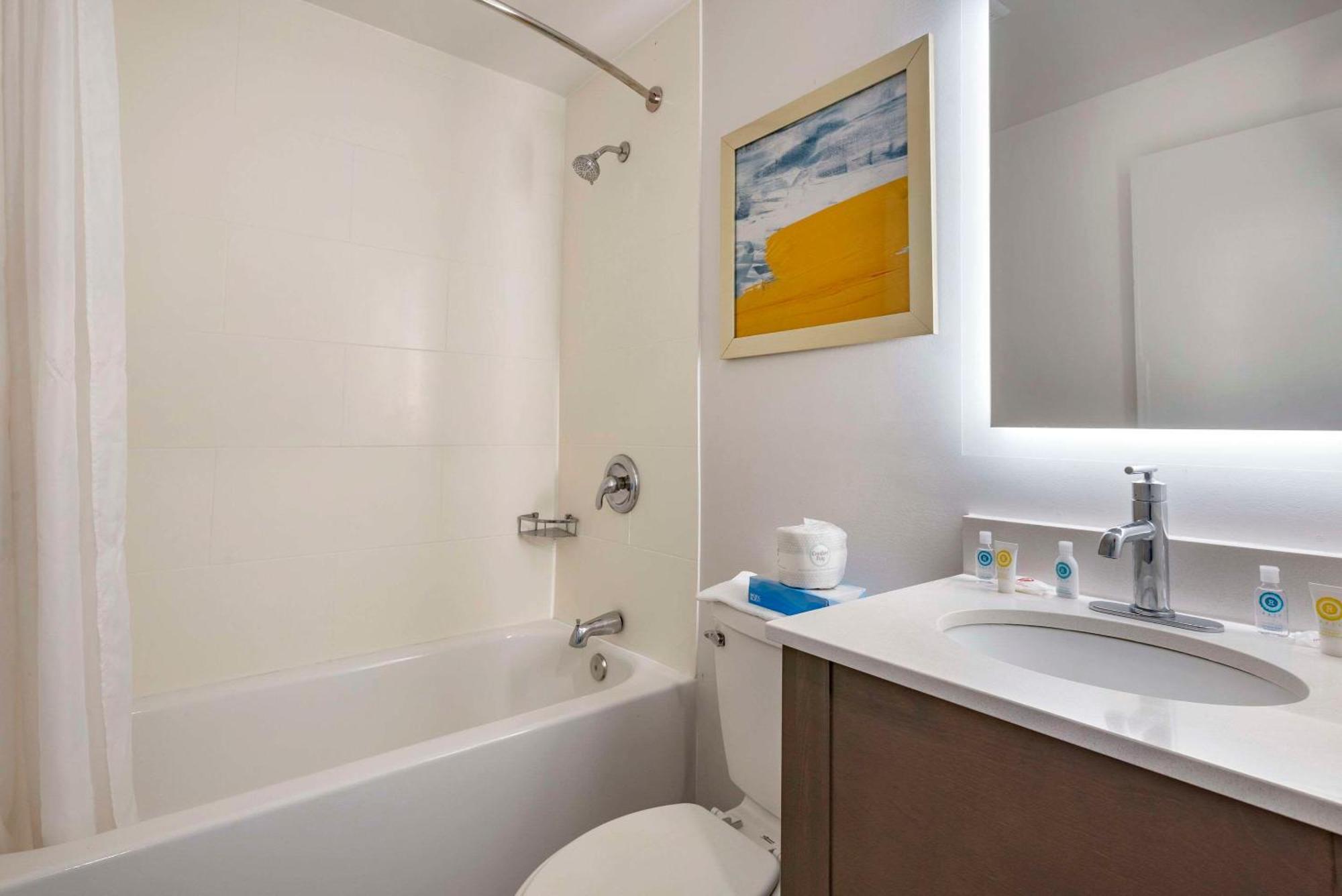 Comfort Inn Philadelphia International Airport West Chester Eksteriør billede